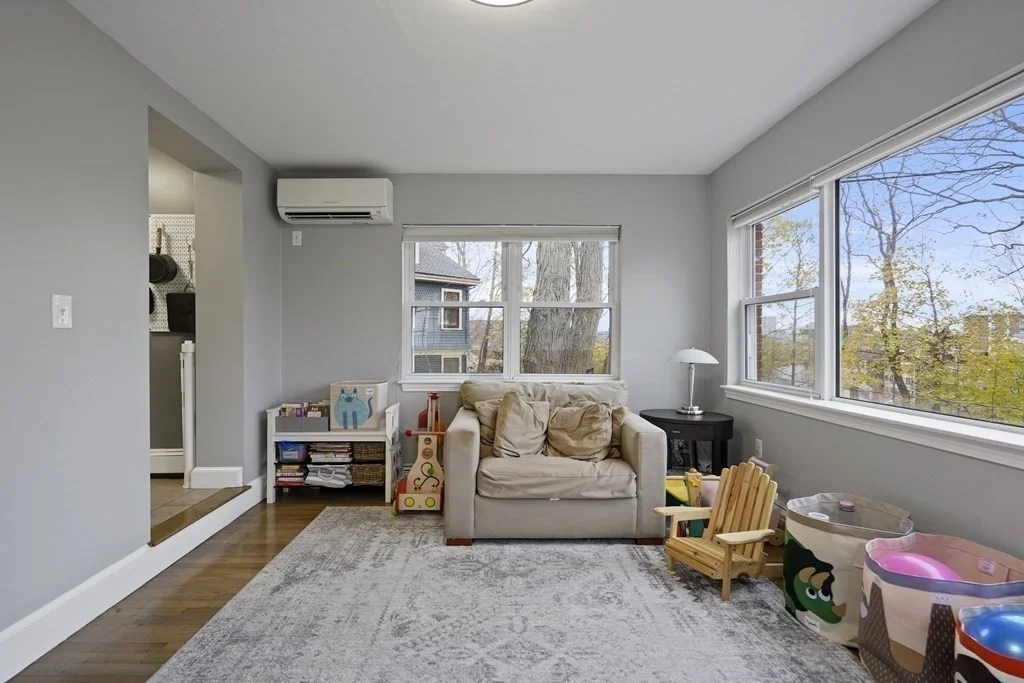 3 bed, 2 bath apartment for rent at 60 Gardner Rd Unit 1, Coolidge Corner — photo 21 of 31