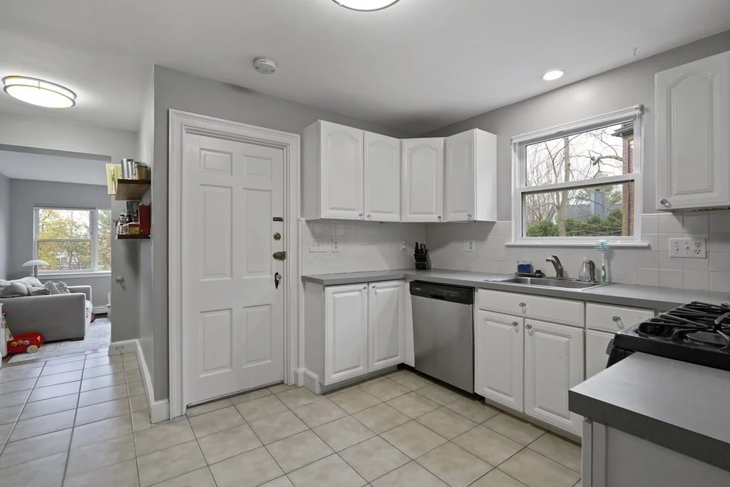 3 bed, 2 bath apartment for rent at 60 Gardner Rd Unit 1, Coolidge Corner — photo 10 of 31