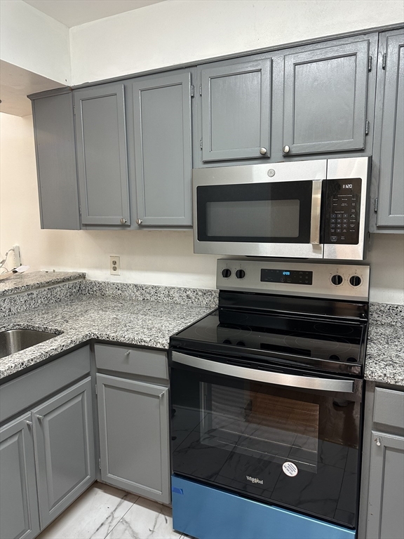 2 bed, 1 bath apartment for rent at 60 Gibson Unit 204, Dorchester — photo 5 of 6