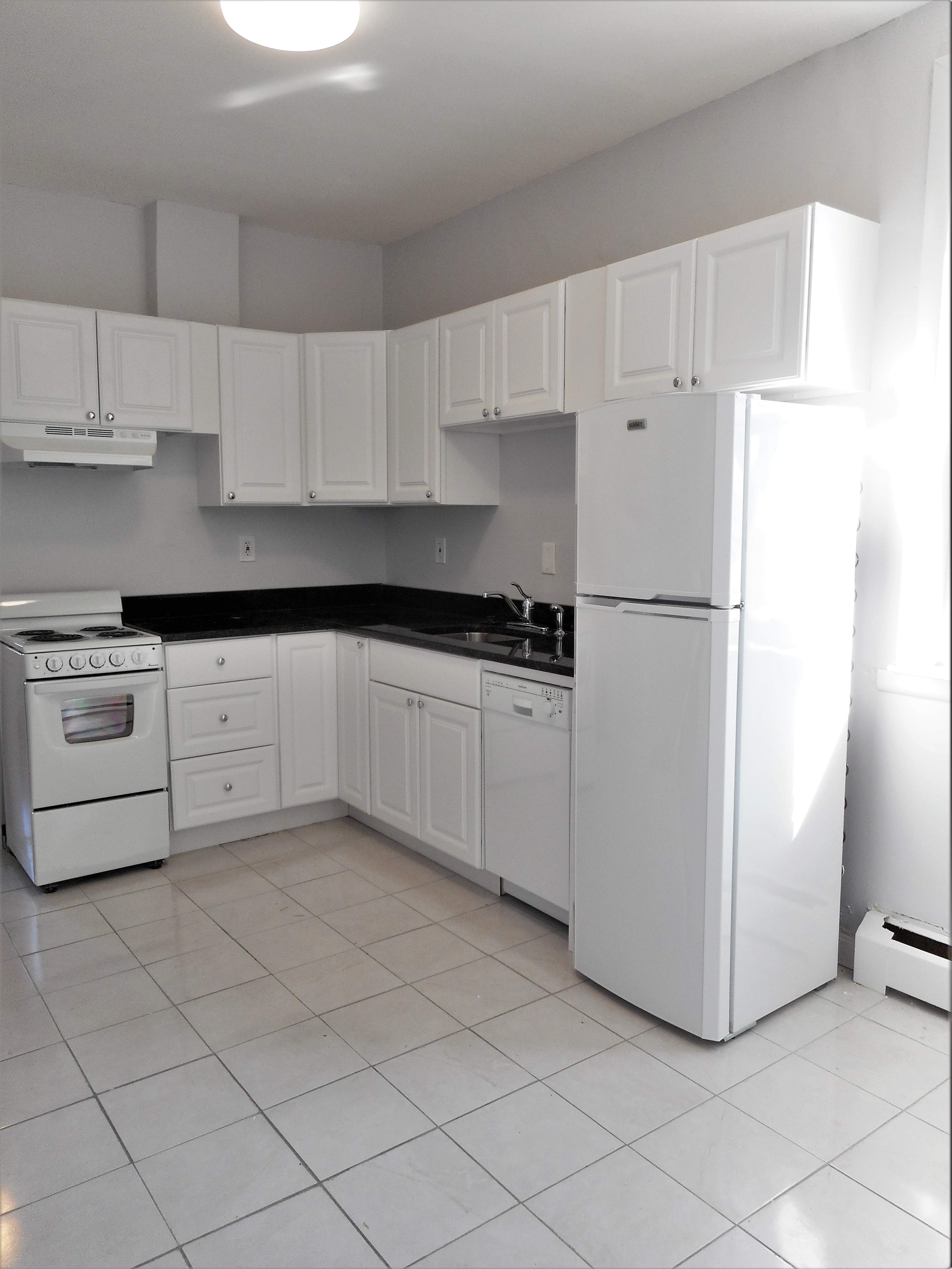 2 bed, 1 bath apartment for rent at 60 Gorham Ave Unit 9, Brookline