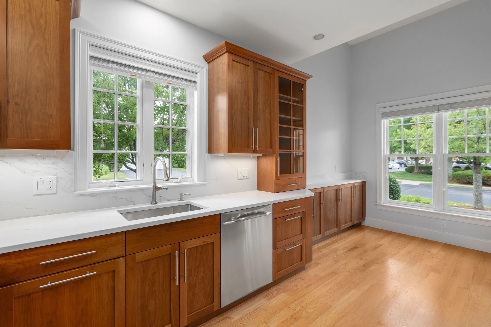 3 bed, 2 bath apartment for rent at 60 Graystone Unit 60, Winchester — photo 31 of 39