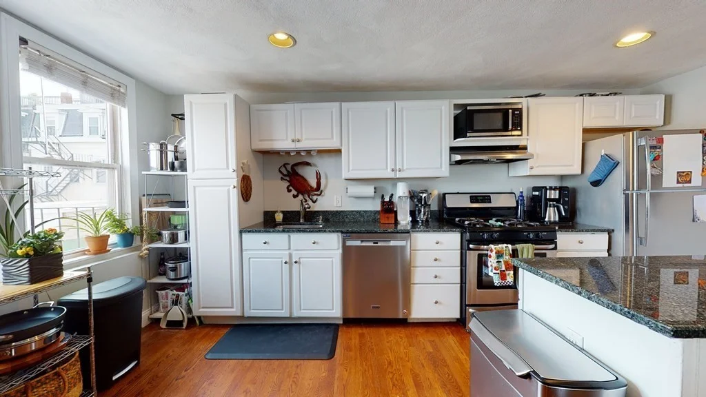 2 bed, 1 bath apartment for rent at 60 H St Unit C, South Boston — photo 4 of 17