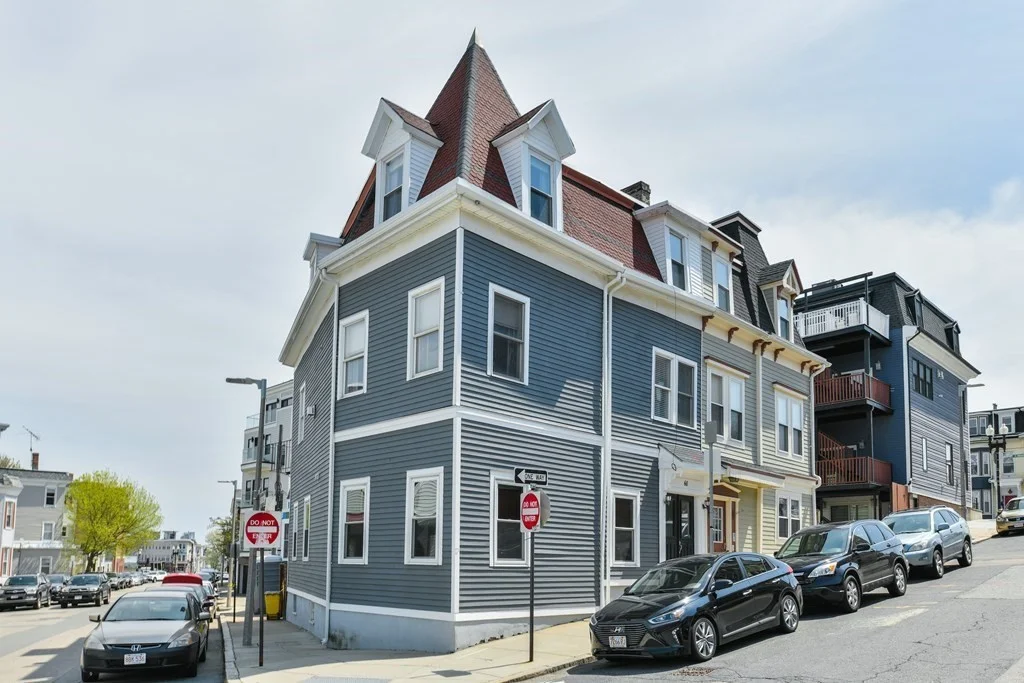 2 bed, 1 bath apartment for rent at 60 H St Unit C, South Boston