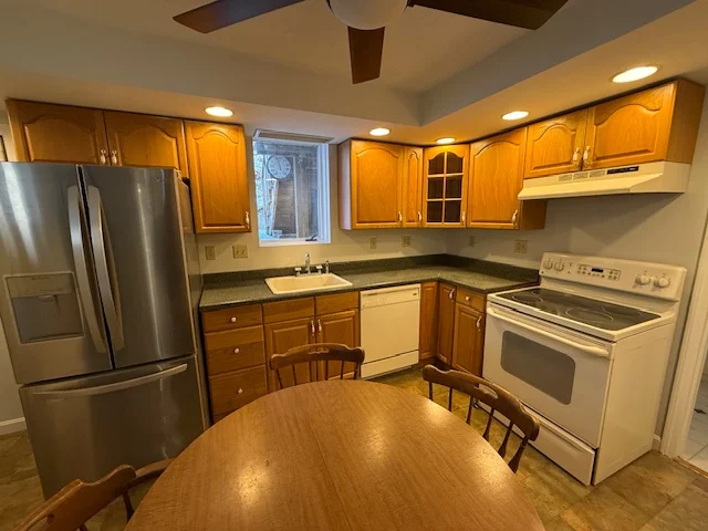 3 bed, 2 bath apartment for rent at 60 Haines St Unit House, Medford — photo 7 of 14