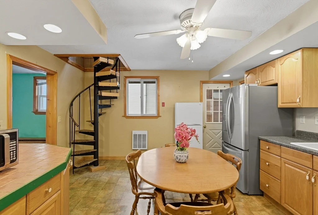 3 bed, 2 bath apartment for rent at 60 Haines St Unit SF, Medford — photo 5 of 19