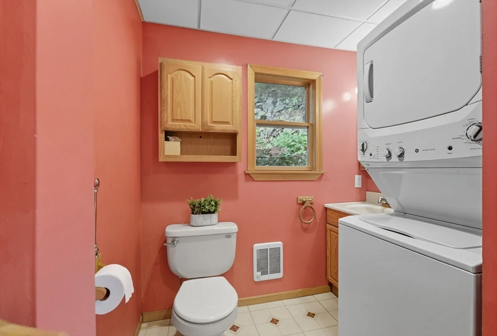 3 bed, 2 bath apartment for rent at 60 Haines St Unit SF, Medford — photo 8 of 19