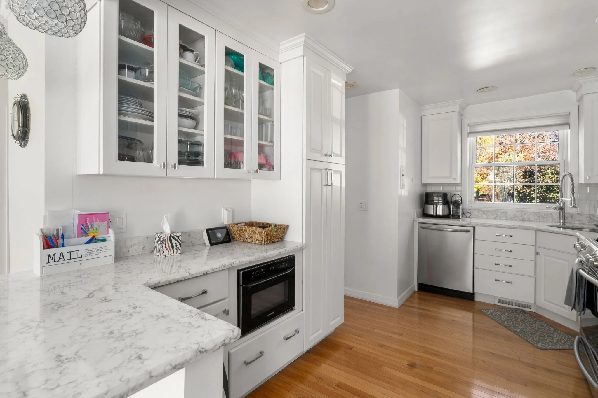 3 bed, 2 bath apartment for rent at 60 Hammond Pond Pkwa Unit 60, Chestnut Hill — photo 9 of 23