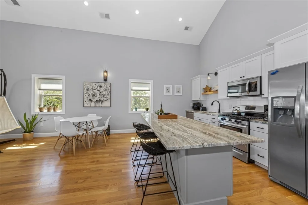 1 bed, 1 bath apartment for rent at 60 Hermon St Unit 3, Winthrop — photo 2 of 12