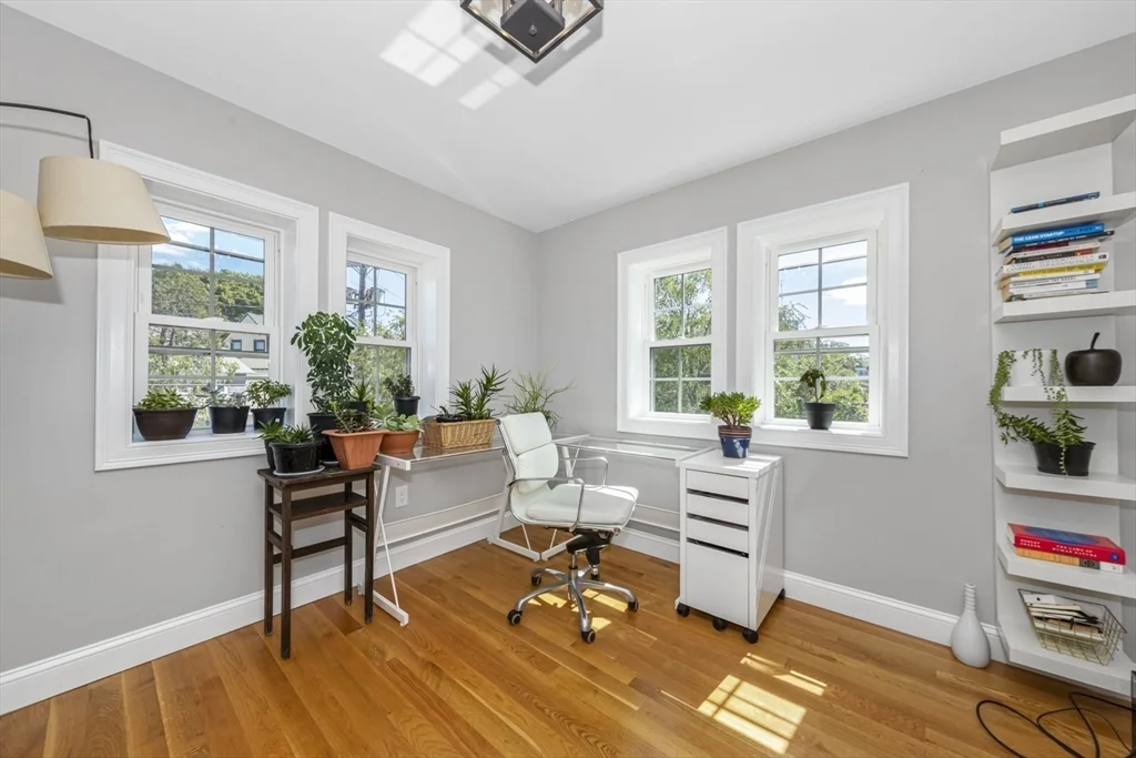 1 bed, 1 bath apartment for rent at 60 Hermon St Unit 3, Winthrop — photo 7 of 12