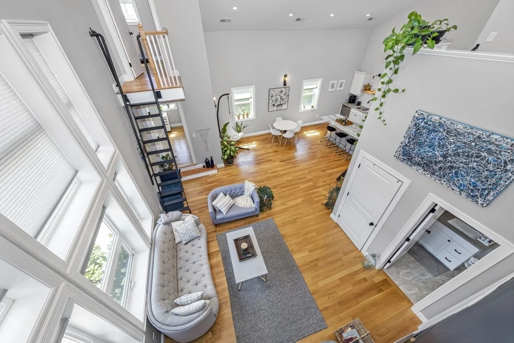 1 bed, 1 bath apartment for rent at 60 Hermon St Unit 3, Winthrop — photo 9 of 12