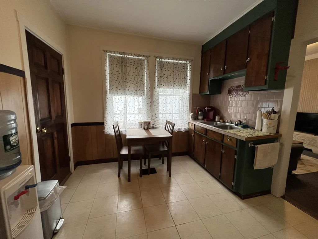1 bed, 1 bath apartment for rent at 60 Hichborn St Unit 1, Brighton — photo 6 of 12