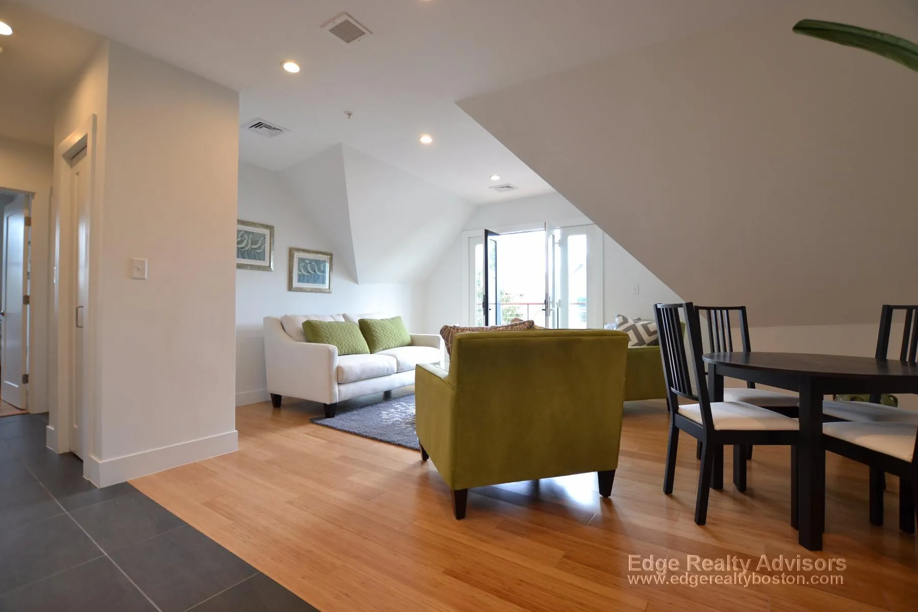 3 bed, 2 bath apartment for rent at 60 Hooker St Unit 3, Allston — photo 9 of 18