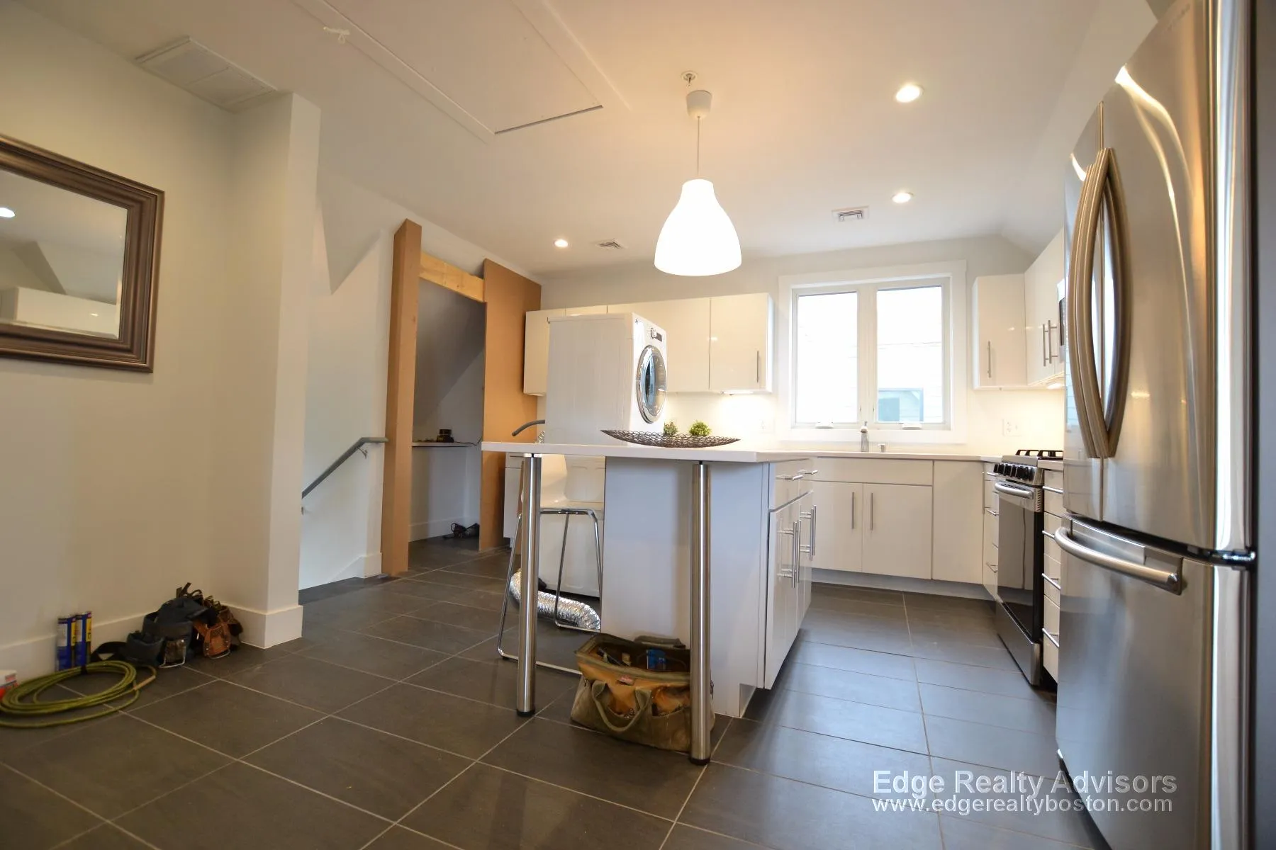 3 bed, 2 bath apartment for rent at 60 Hooker St Unit 3, Allston — photo 8 of 18