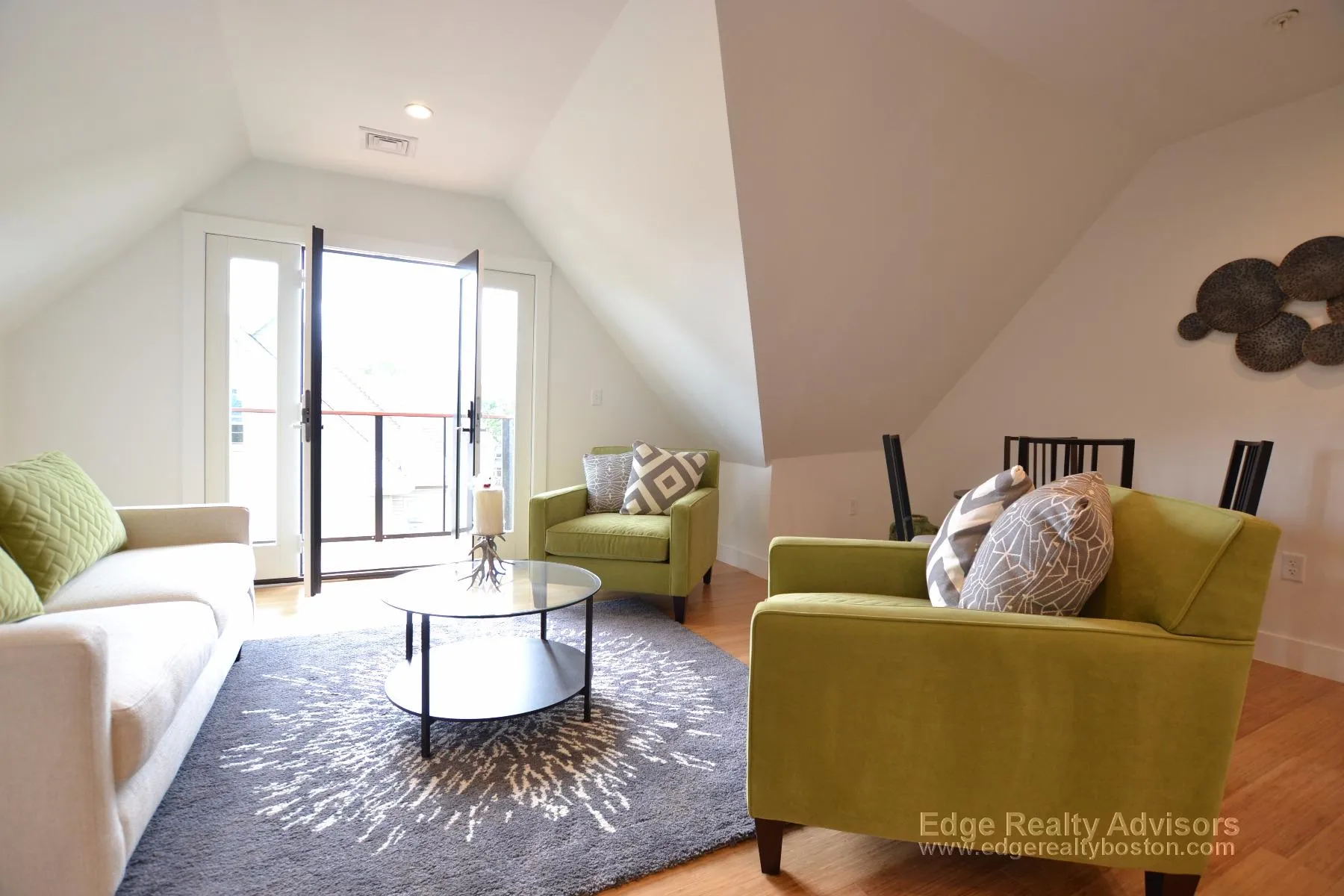 3 bed, 2 bath apartment for rent at 60 Hooker St Unit 3, Allston — photo 2 of 18