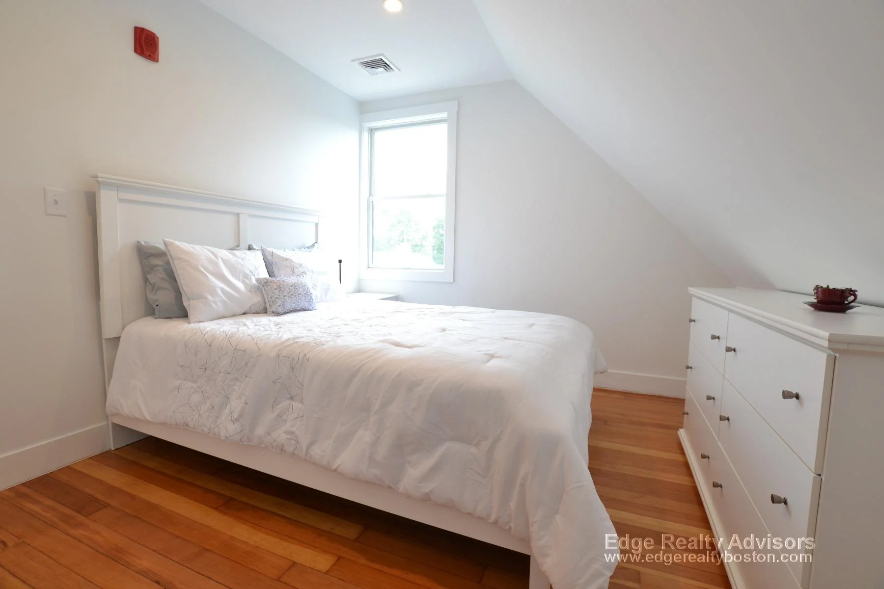 3 bed, 2 bath apartment for rent at 60 Hooker St Unit 3, Allston — photo 18 of 18