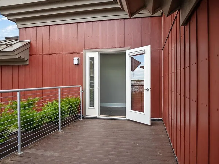 2 bed, 2 bath apartment for rent at 60 Howard St Unit 416, Watertown — photo 10 of 15