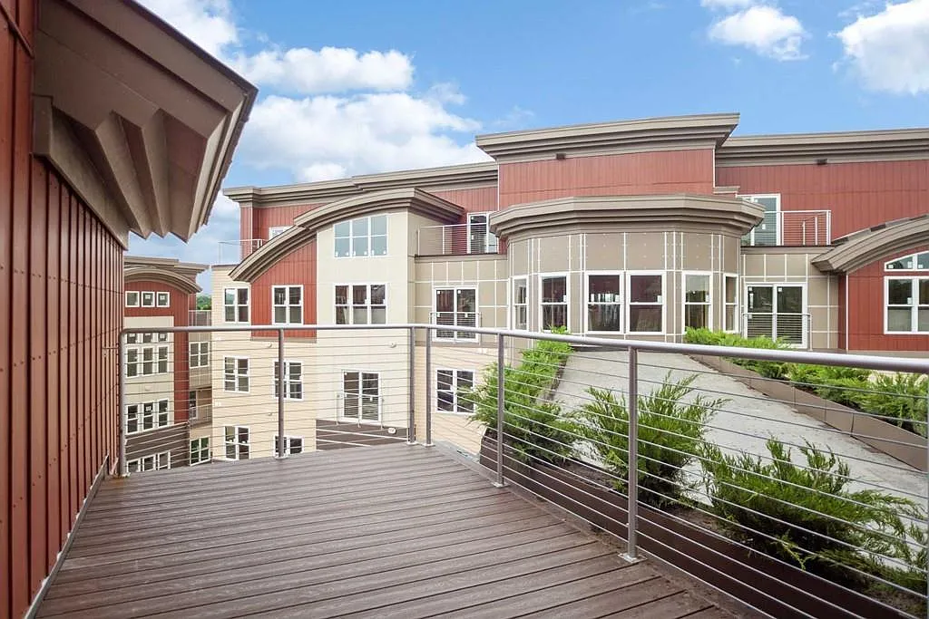 2 bed, 2 bath apartment for rent at 60 Howard St Unit 416, Watertown — photo 9 of 15