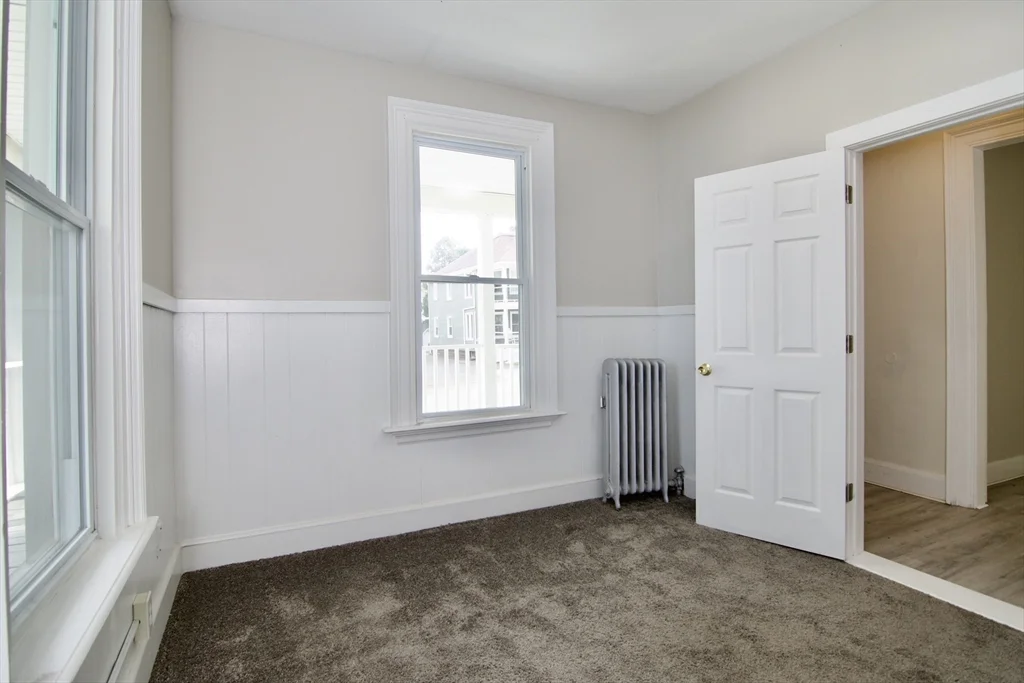 3 bed, 1 bath apartment for rent at 60 Howes St Unit 1, Springfield — photo 22 of 24