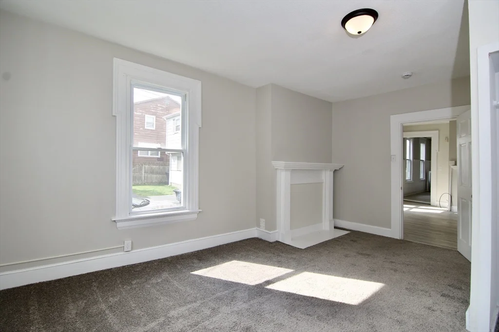 3 bed, 1 bath apartment for rent at 60 Howes St Unit 1, Springfield — photo 12 of 24