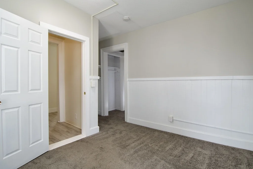 3 bed, 1 bath apartment for rent at 60 Howes St Unit 1, Springfield — photo 23 of 24