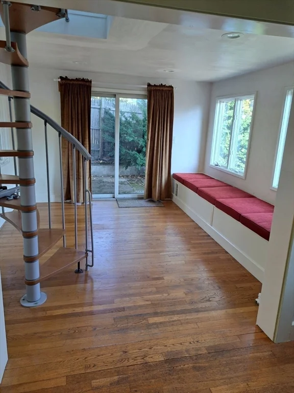 3 bed, 2 bath apartment for rent at 60 Irving St, West Medford — photo 6 of 18