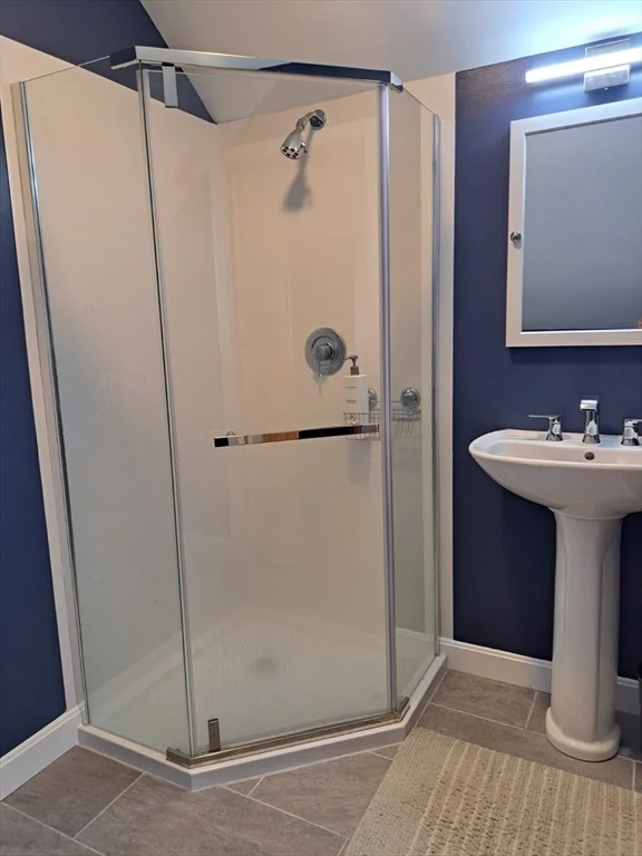 3 bed, 2 bath apartment for rent at 60 Irving St, West Medford — photo 8 of 18