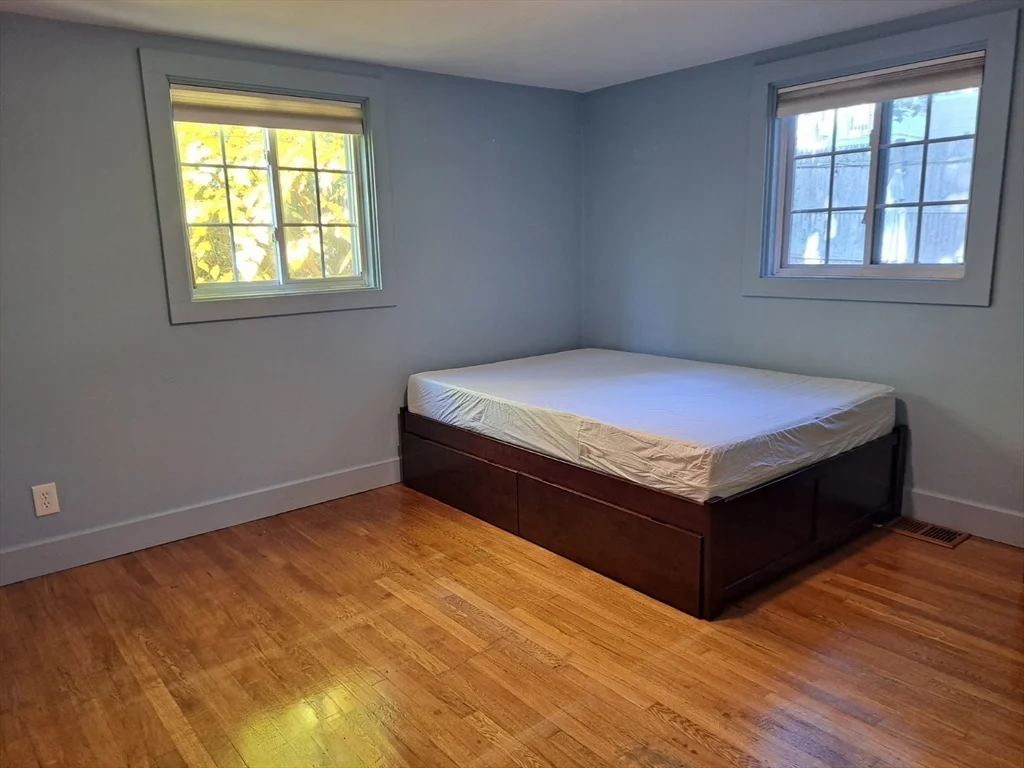 3 bed, 2 bath apartment for rent at 60 Irving St, West Medford — photo 13 of 18