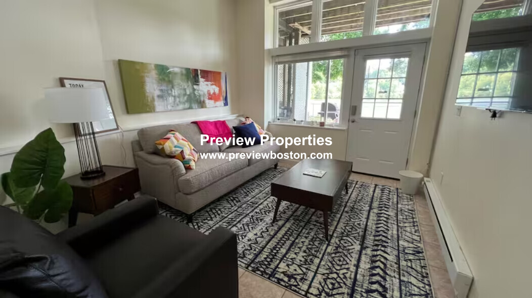1 bed, 1 bath apartment for rent at 60 Kenrick St Unit B, Brighton
