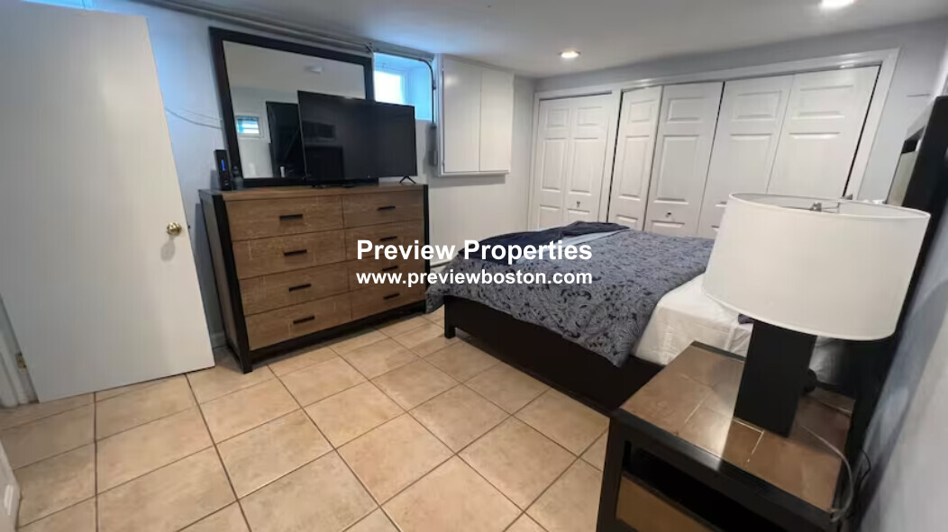 1 bed, 1 bath apartment for rent at 60 Kenrick St Unit B, Brighton — photo 11 of 18