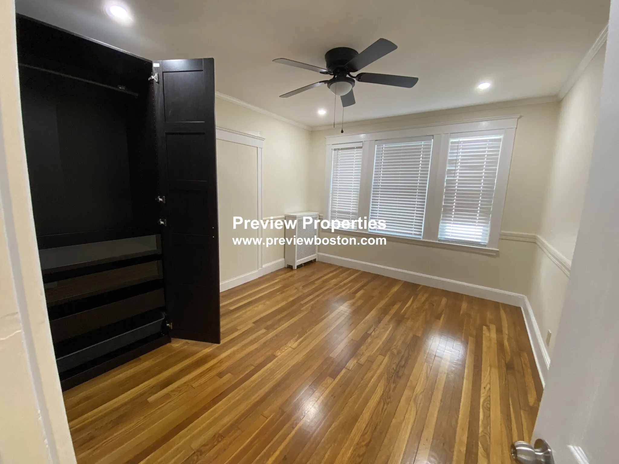 3 bed, 2 bath apartment for rent at 60 Kenrick St Unit P, Brighton — photo 48 of 63