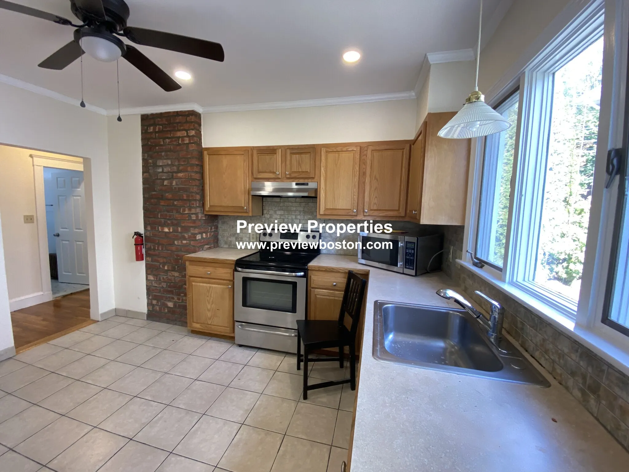 3 bed, 2 bath apartment for rent at 60 Kenrick St Unit P, Brighton — photo 39 of 63