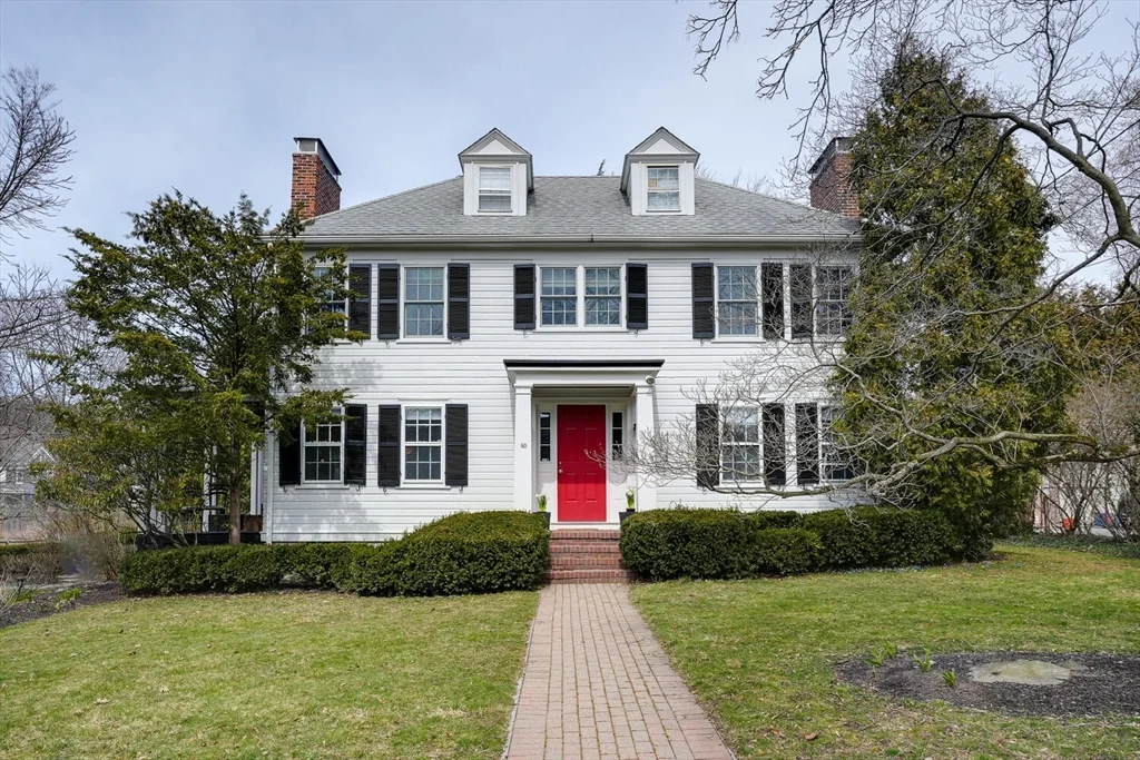4 bed, 2 bath apartment for rent at 60 Kilburn Rd, Belmont — photo 1 of 42