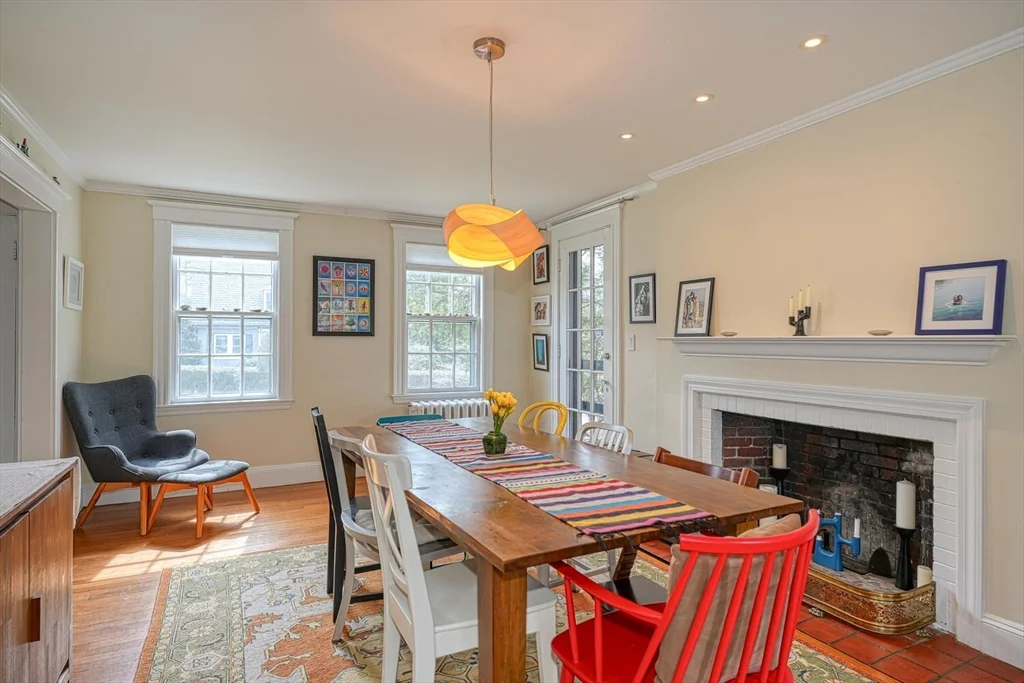 4 bed, 2 bath apartment for rent at 60 Kilburn Rd, Belmont — photo 9 of 42