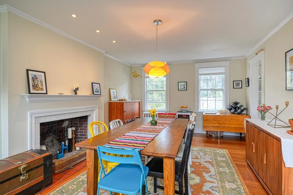 4 bed, 2 bath apartment for rent at 60 Kilburn Rd, Belmont — photo 7 of 42