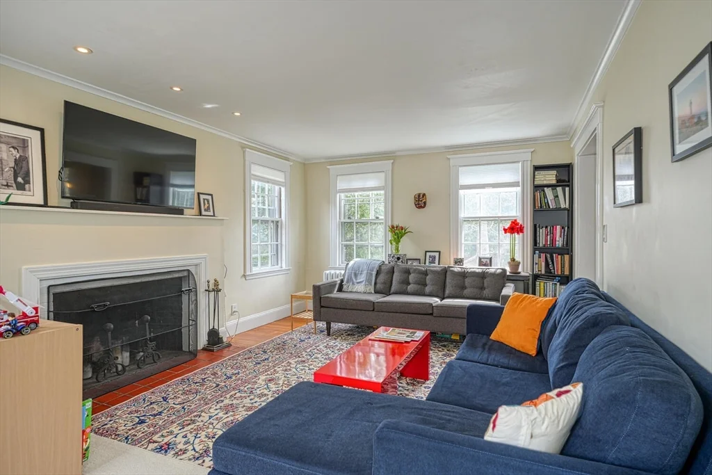 4 bed, 2 bath apartment for rent at 60 Kilburn Rd, Belmont — photo 12 of 42