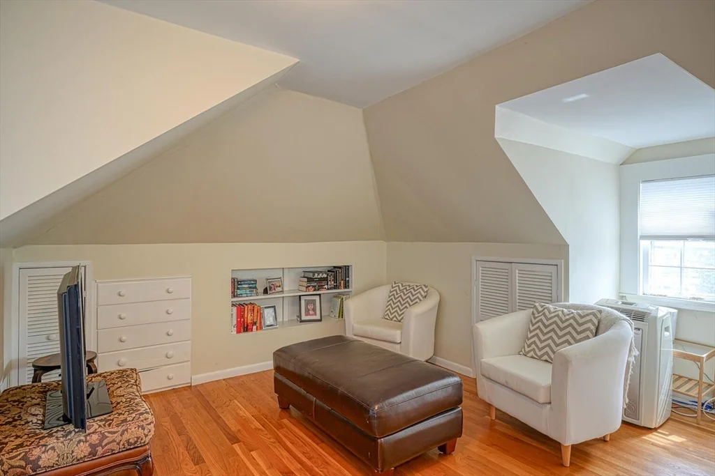 4 bed, 2 bath apartment for rent at 60 Kilburn Rd, Belmont — photo 30 of 42