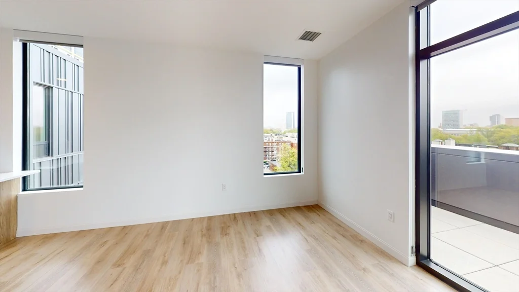 3 bed, 2 bath apartment for rent at 60 Kilmarnock St Unit 842, Fenway — photo 6 of 13