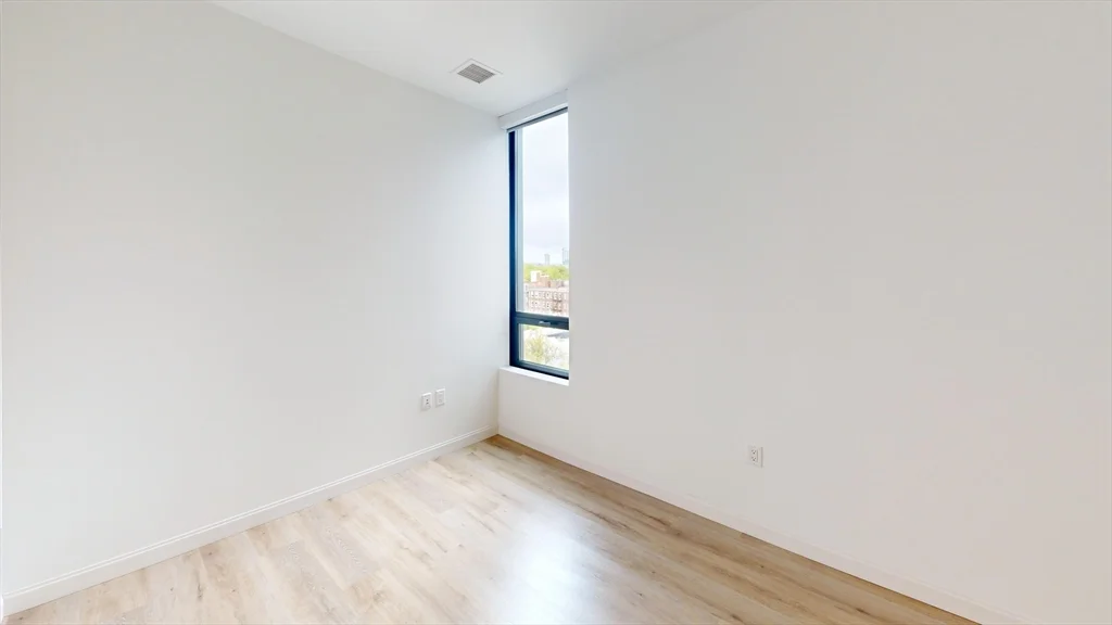 3 bed, 2 bath apartment for rent at 60 Kilmarnock St Unit 842, Fenway — photo 8 of 13