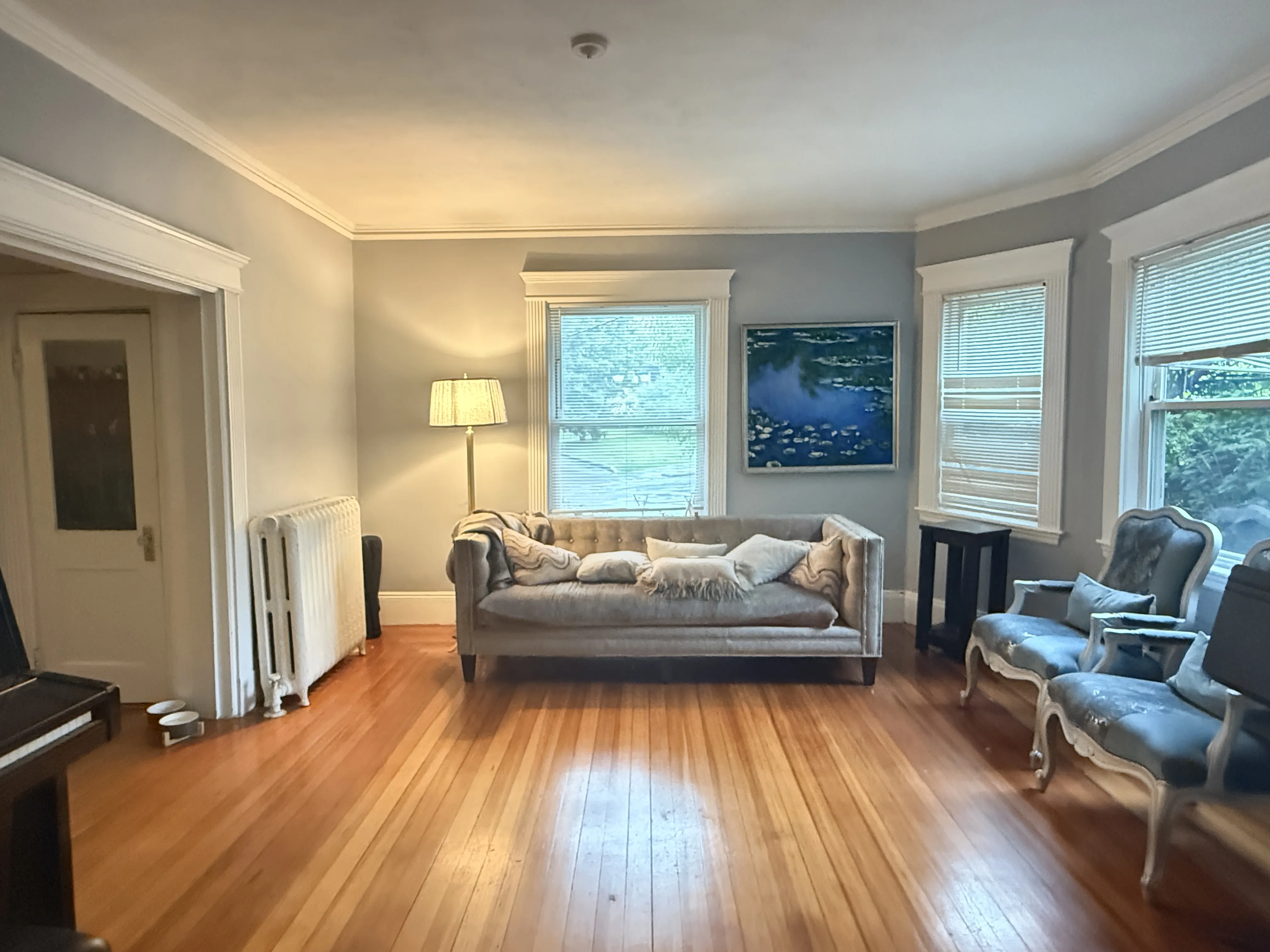 4 bed, 2 bath apartment for rent at 60 Kilsyth Rd Unit 11, Brookline — photo 3 of 15