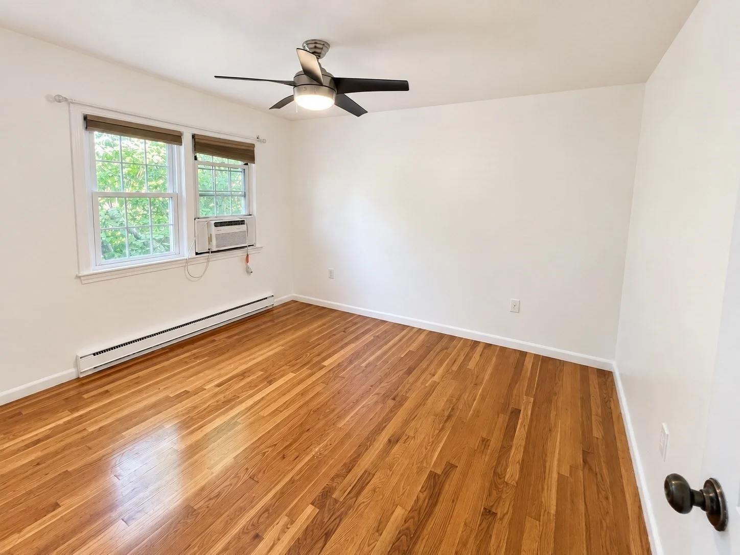2 bed, 2 bath apartment for rent at 60 Lake St Unit J, Winchester — photo 17 of 28