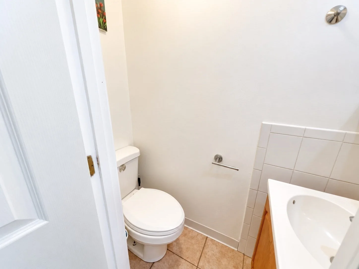 2 bed, 2 bath apartment for rent at 60 Lake St Unit J, Winchester — photo 7 of 28