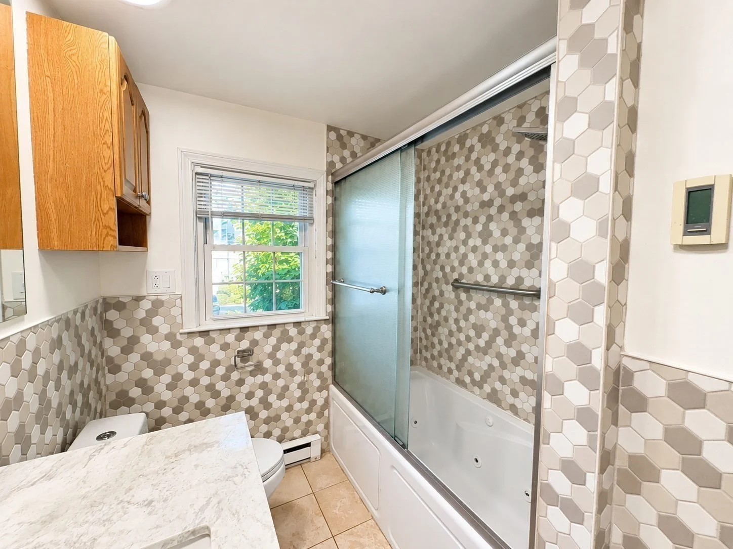 2 bed, 2 bath apartment for rent at 60 Lake St Unit J, Winchester — photo 12 of 28