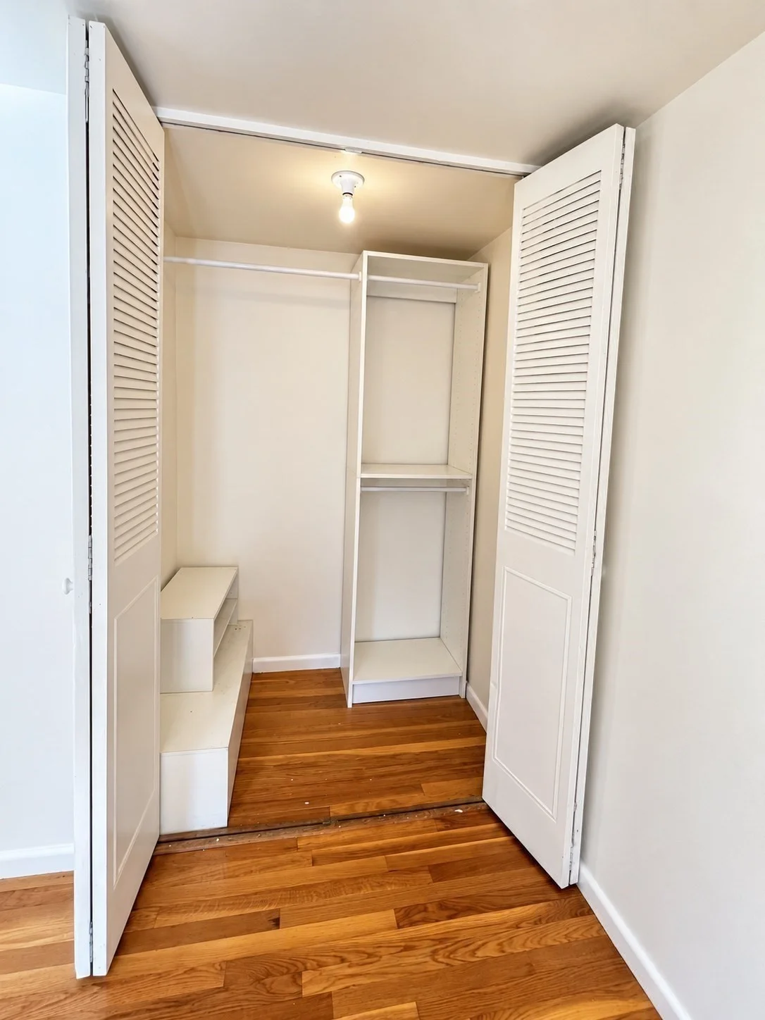 2 bed, 2 bath apartment for rent at 60 Lake St Unit J, Winchester — photo 16 of 28