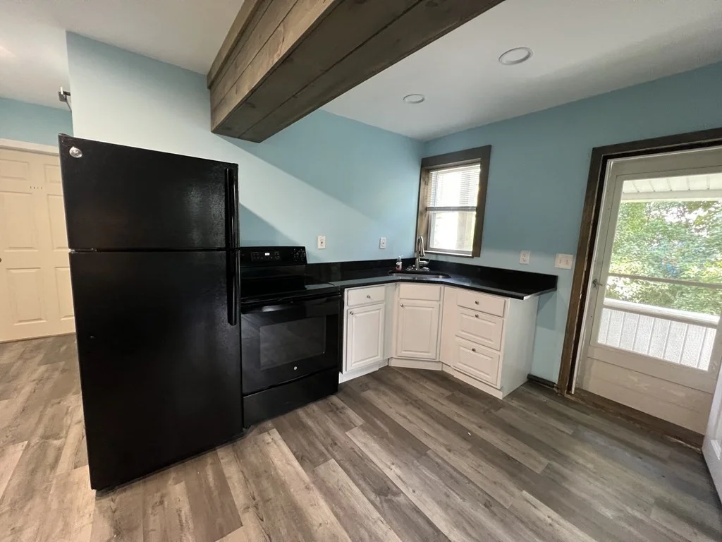 1 bed, 1 bath apartment for rent at 60 Leamy St Unit 3, Gardner — photo 2 of 6