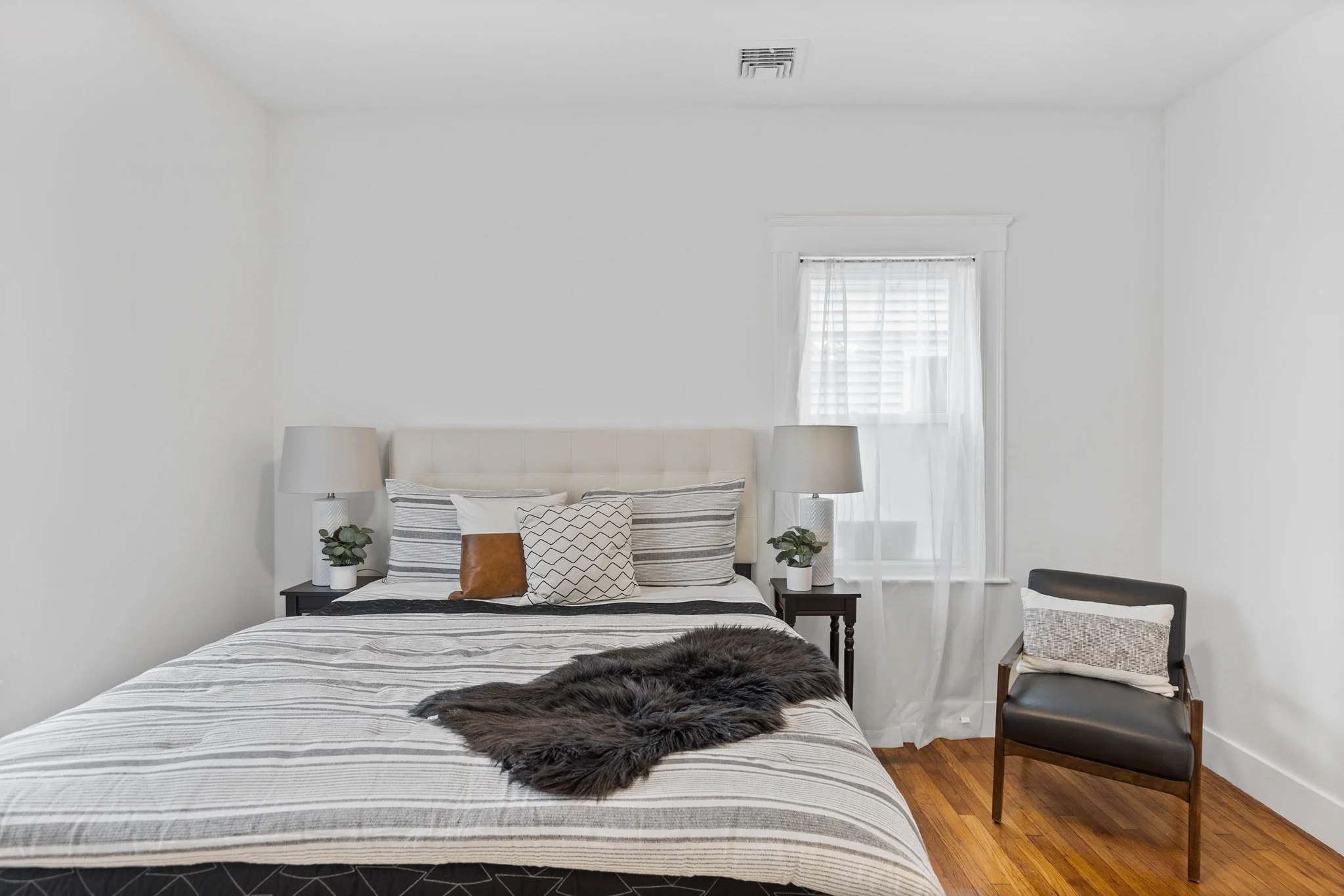4 bed, 2 bath apartment for rent at 60 Lithgow St Unit 1, Dorchester — photo 14 of 20