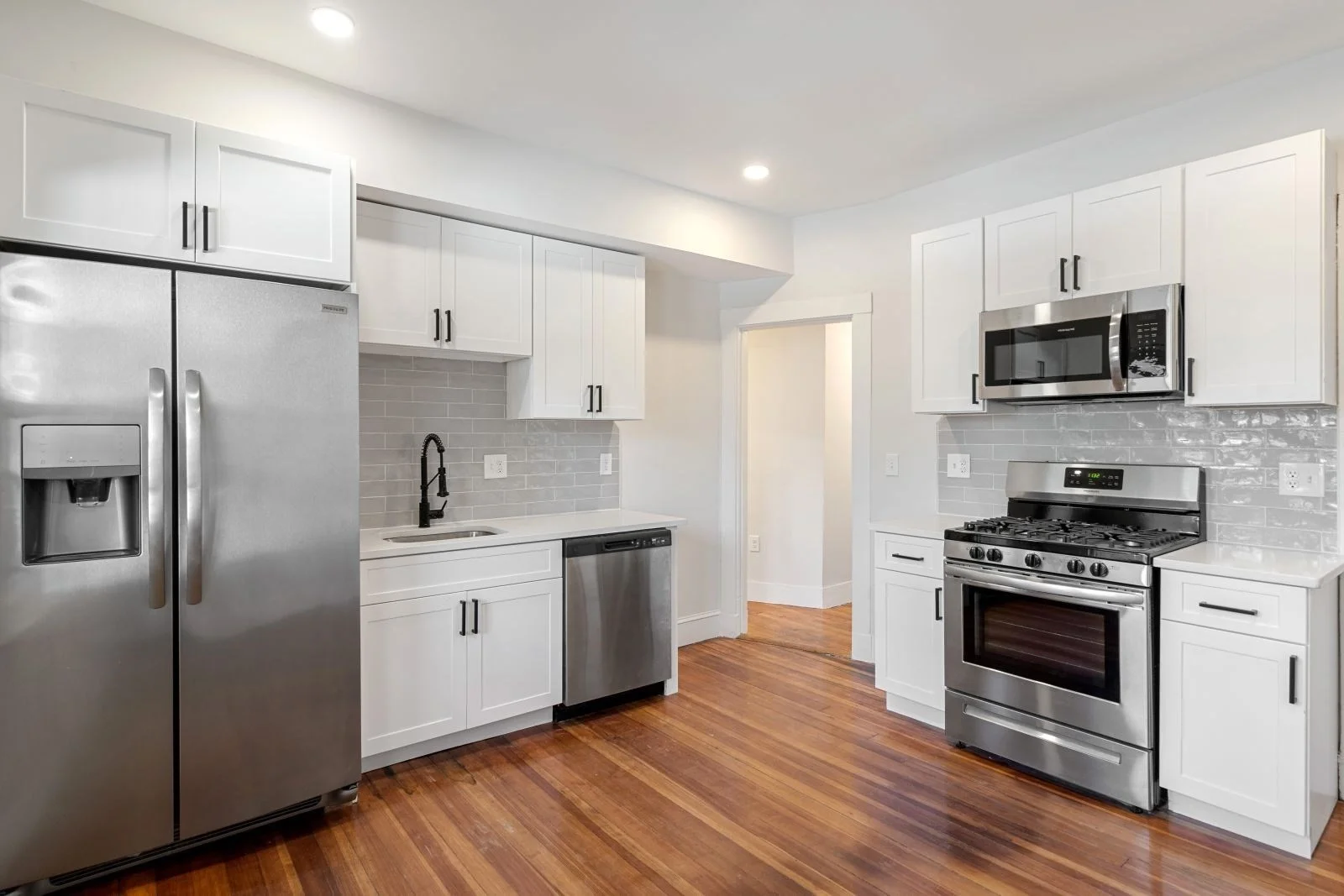 4 bed, 2 bath apartment for rent at 60 Lithgow St Unit 1, Dorchester — photo 5 of 20