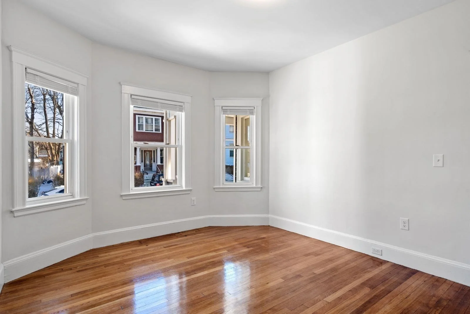 4 bed, 2 bath apartment for rent at 60 Lithgow St Unit 1, Dorchester — photo 8 of 20
