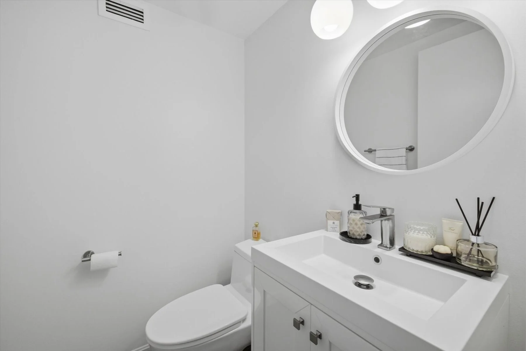 1 bed, 1 bath apartment for rent at 60 Longwood Ave Unit 1003, Coolidge Corner — photo 3 of 24