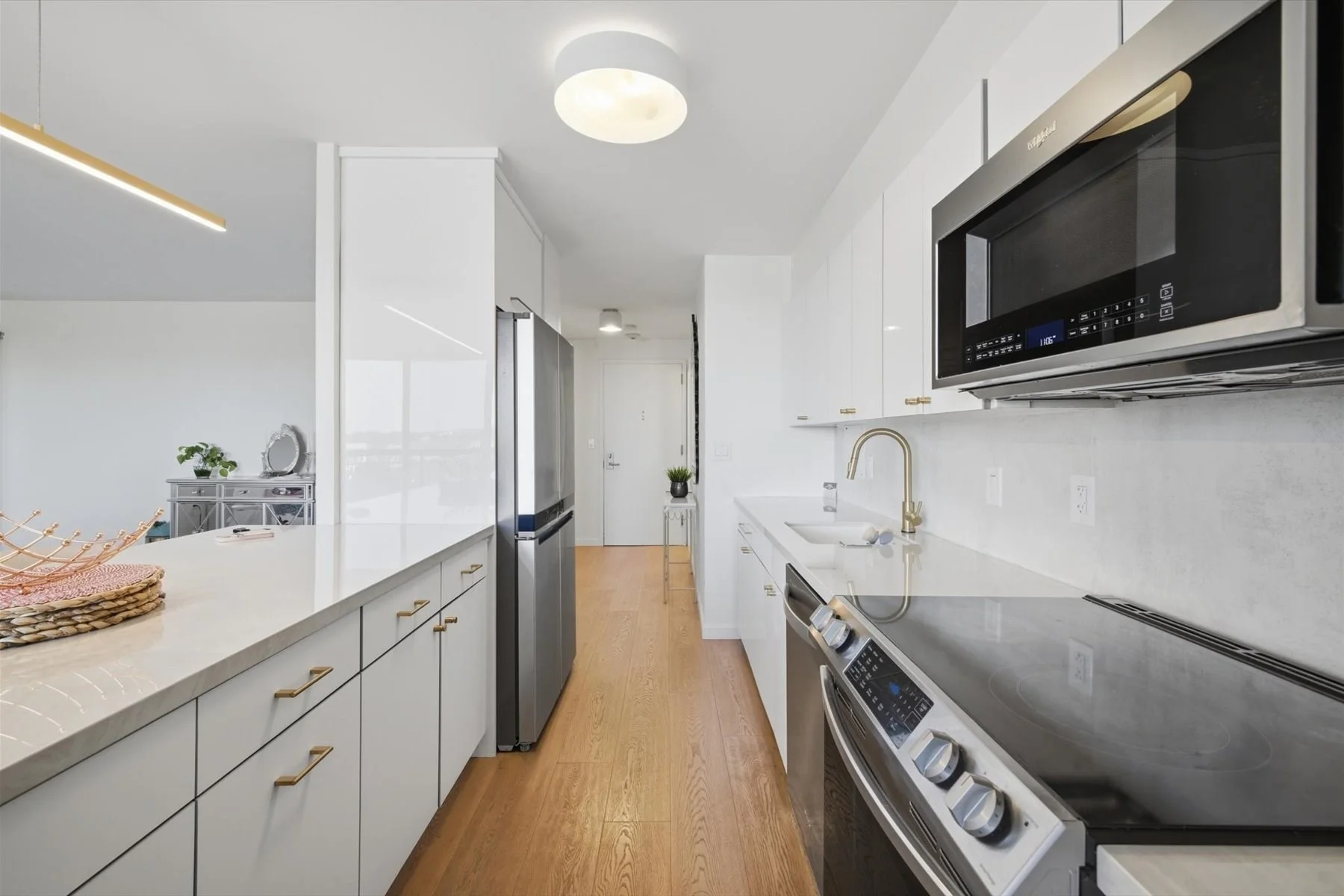 1 bed, 1 bath apartment for rent at 60 Longwood Ave Unit 1003, Coolidge Corner — photo 8 of 24