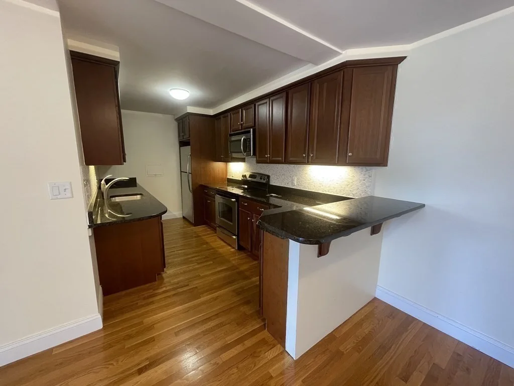 2 bed, 2 bath apartment for rent at 60 Longwood Ave Unit 304, Longwood — photo 4 of 21